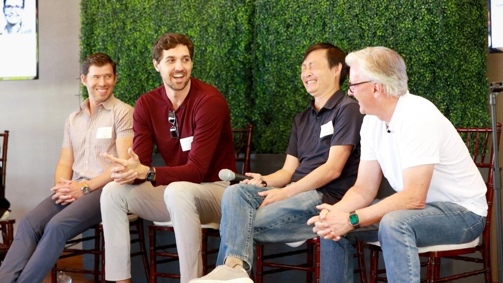 Founders and investors on a panel at a 1752vc event